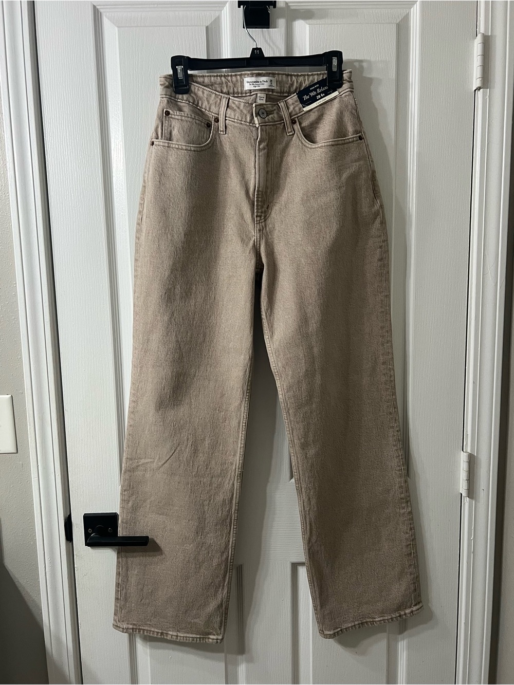 Abercrombie & Fitch 90s Relaxed Curve Love High Rise Straight Leg Jeans Beige